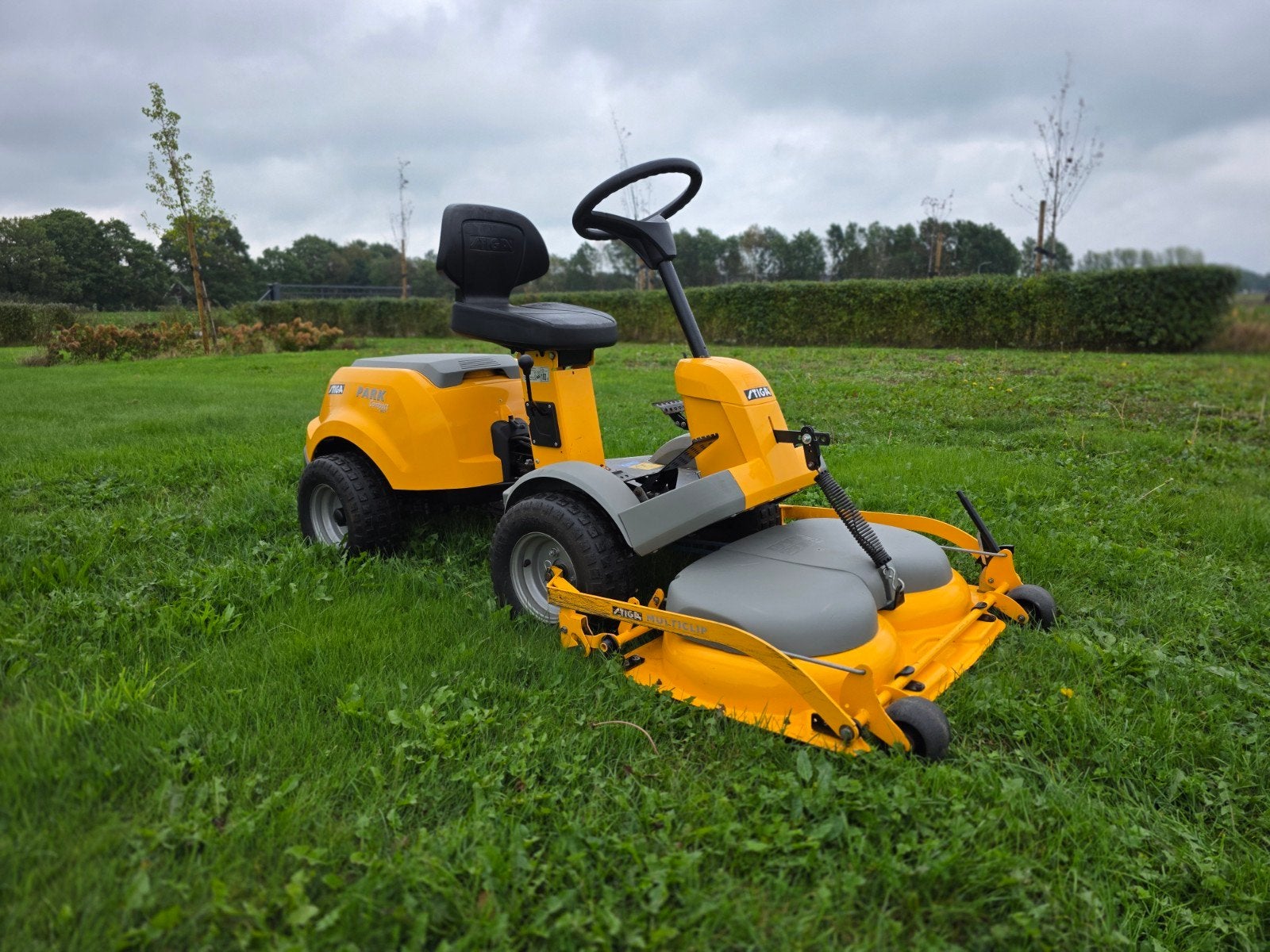 Nette stiga park compact frontmaaier., Tuin en Terras, Ophalen, Gebruikt, ., .