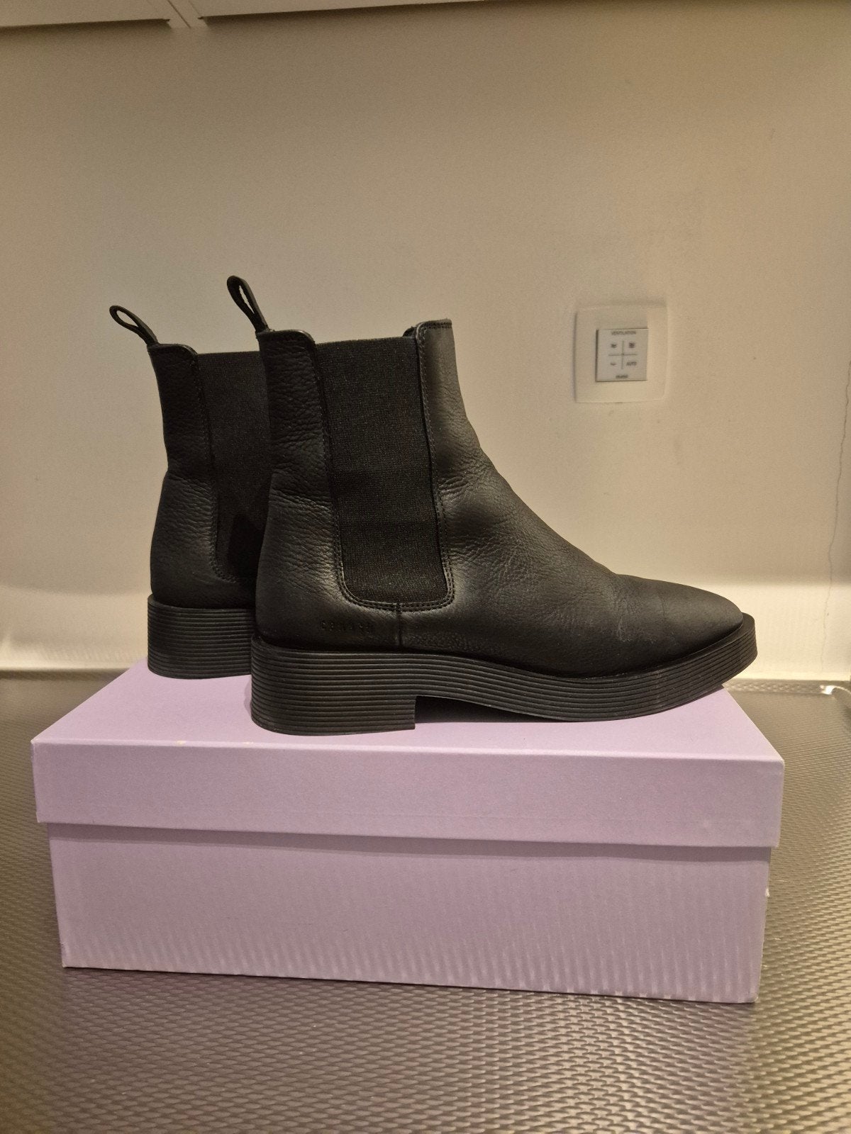 Copenhagen Leren Chelsea Boots Zwart - Maat 38, Kleding | Dames, Zwart, Lage of Enkellaarzen, Ophalen of Verzenden, Zo goed als nieuw
