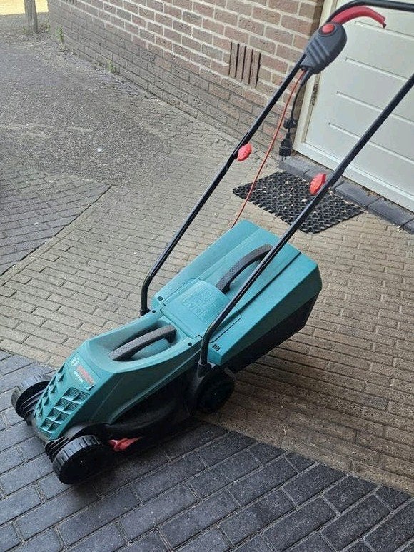 Bosch ARM 3200 elektrische grasmaaier, Ophalen, Cirkelmaaier, Gebruikt, Elektrische grasmaaier