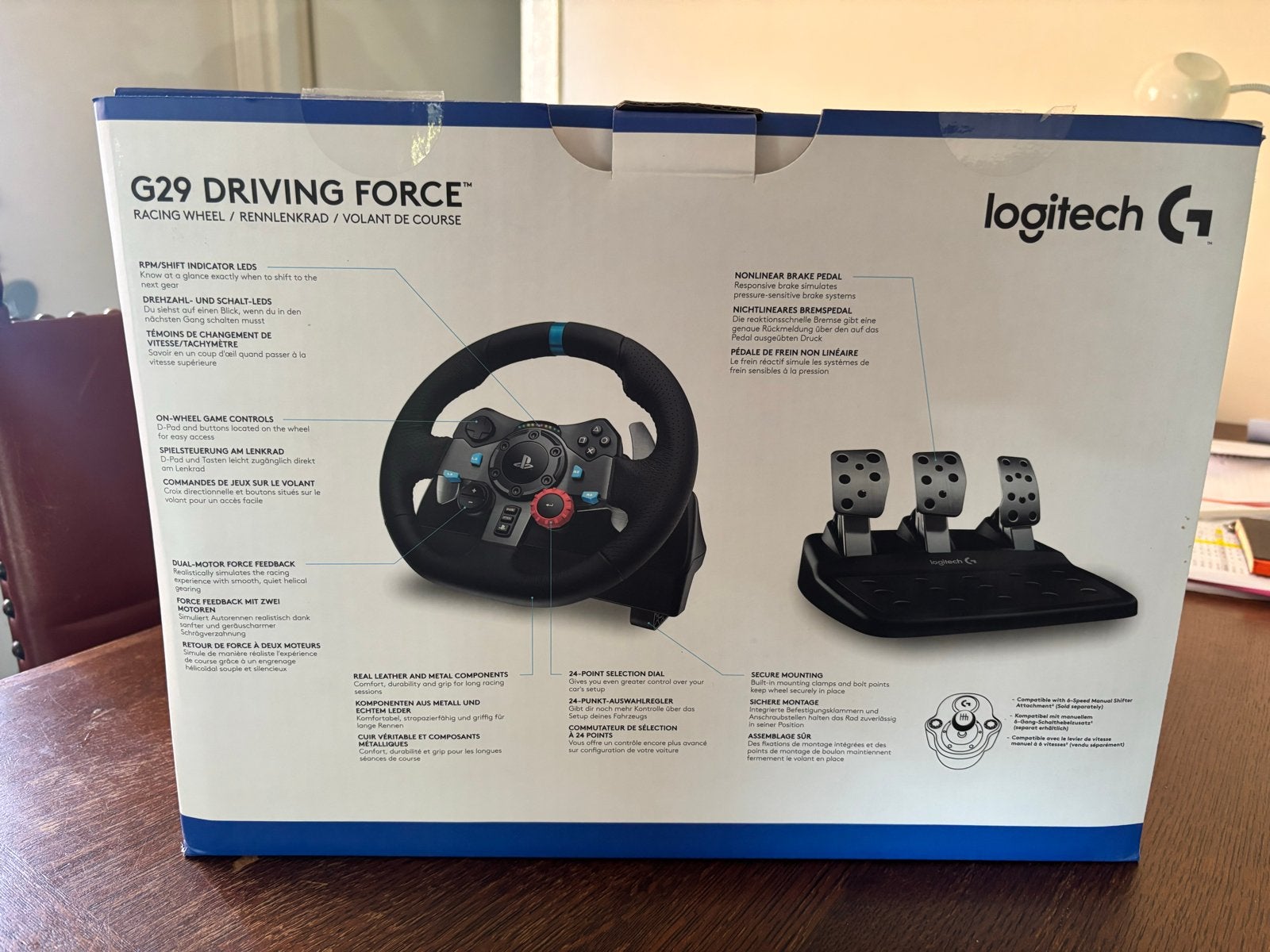 Foto 6 van Logitech G29 Racestuur voor PlayStation