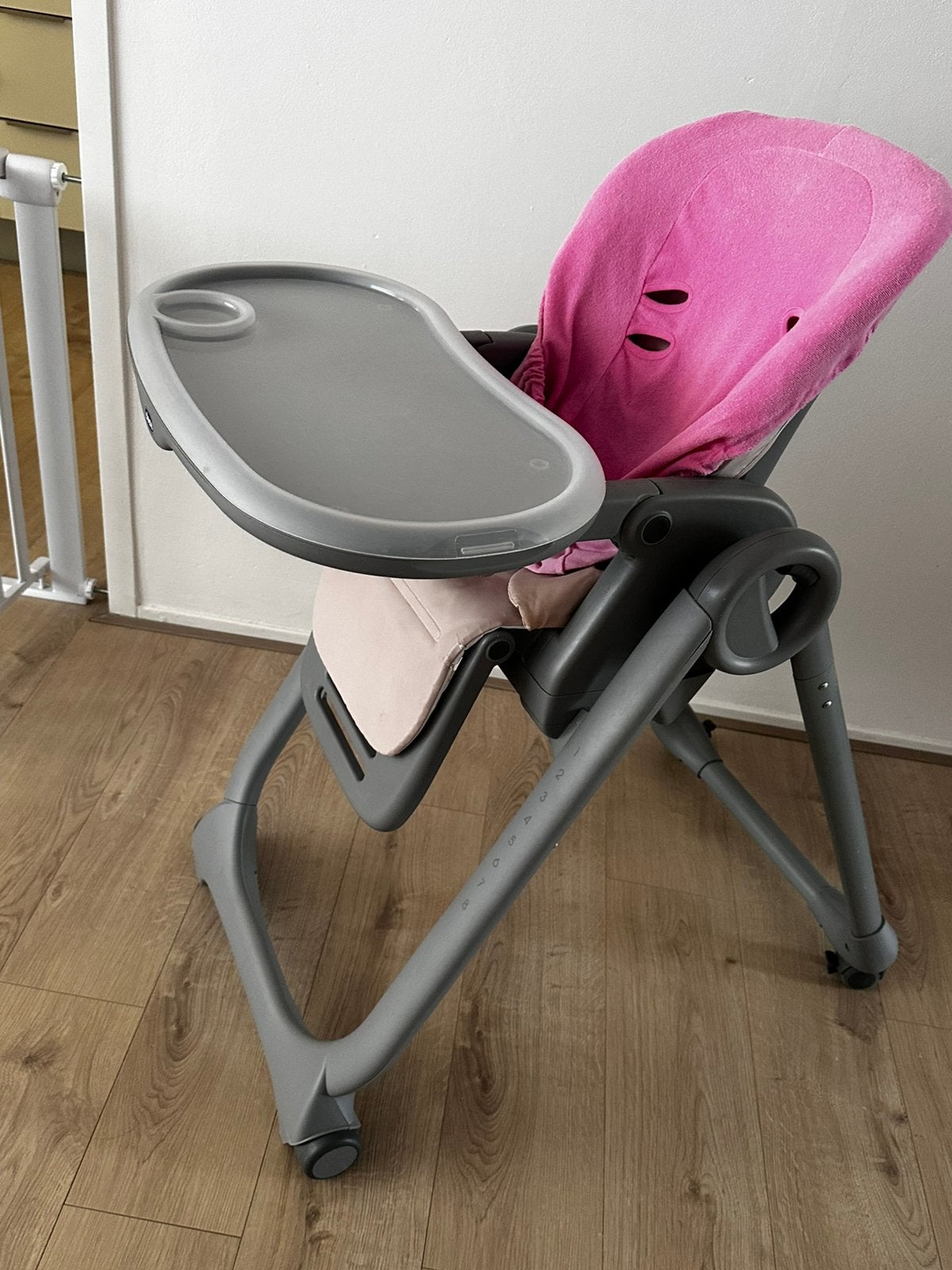 Eettafel voor baby's chicco, Kinderen en Baby's, Kinderstoelen, Ophalen of Verzenden, Zo goed als nieuw
