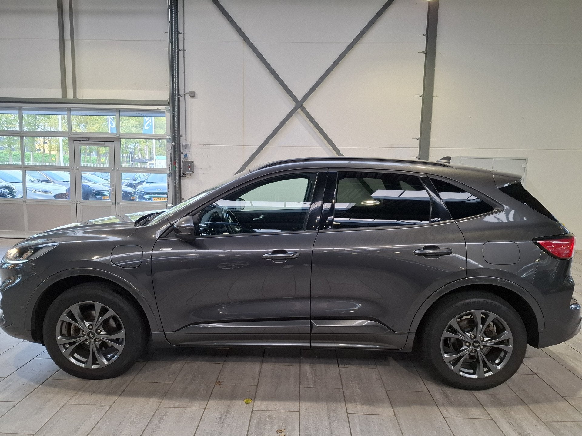 Ford Kuga 2.5 PHEV ST-Line | Trekhaak | Winter Pack |100% on, Gebruikt, 4 cilinders, Plug-in hybride, Bedrijf