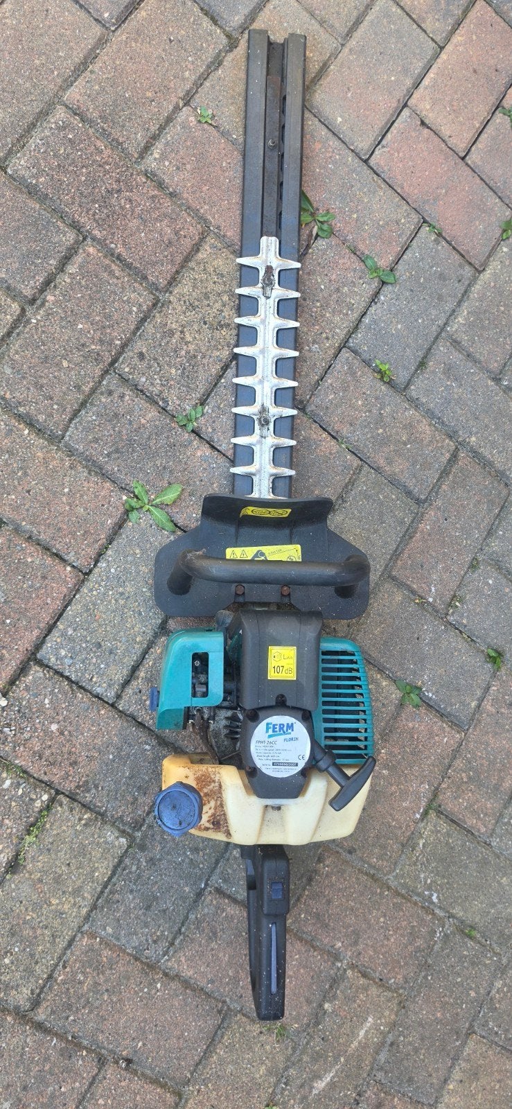 Ferm heggenschaar op benzine - Gebruikt, Tuin en Terras, Heggenscharen, Ophalen, Gebruikt, Benzine, Ferm
