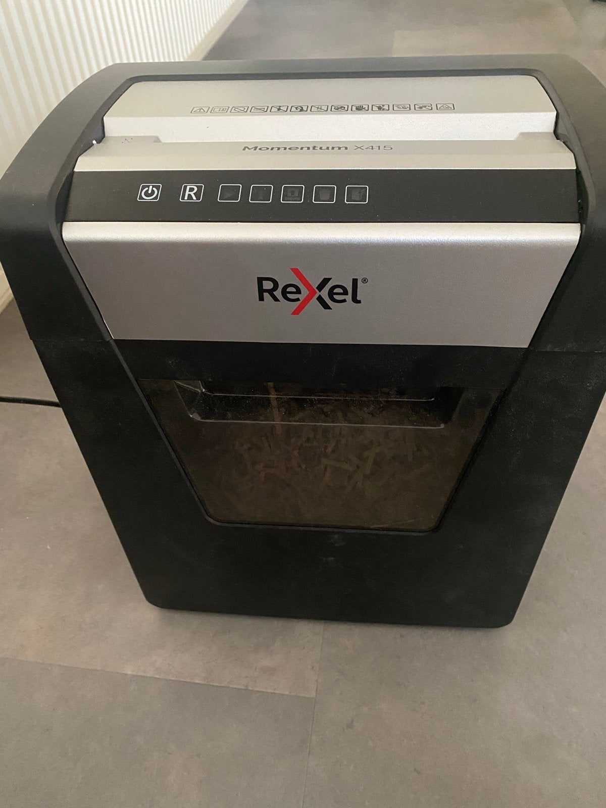 Rexel Momentum X415 papiervernietiger, Ophalen, Gebruikt