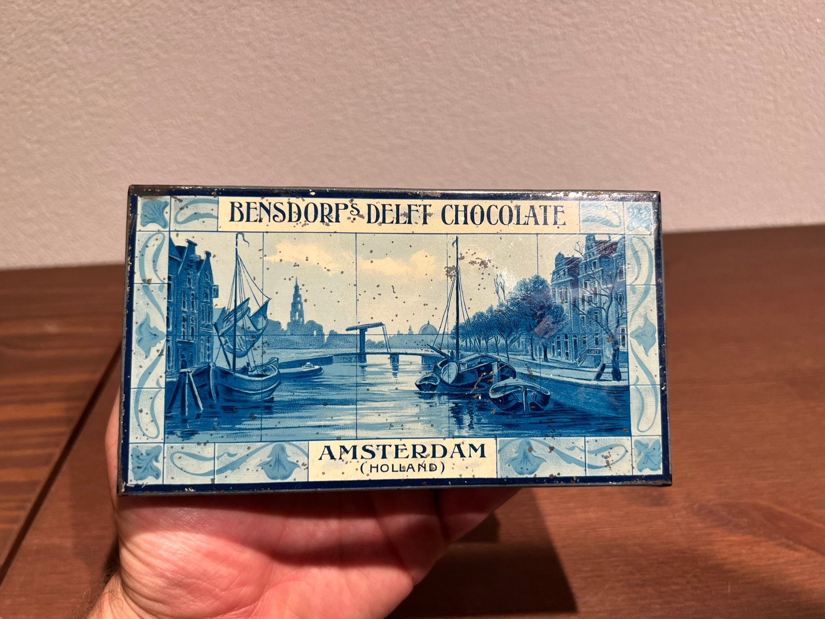 Bensdorp Amsterdam - Delft chocolade blik, Verzamelen, Ophalen of Verzenden, Gebruikt, Overige