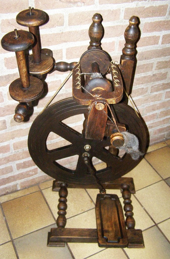 Goedwerkend spinnewiel schapenwol spinnen spinnenwiel, Ophalen, Gebruikt, Spinnewiel