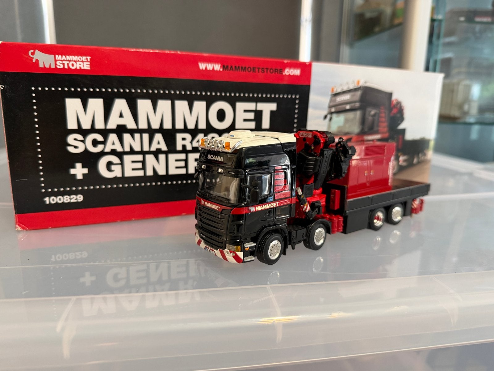 WSI Mammoet Scania R480 8x2 + Generator model, Ophalen of Verzenden, Zo goed als nieuw, Bus of Vrachtwagen