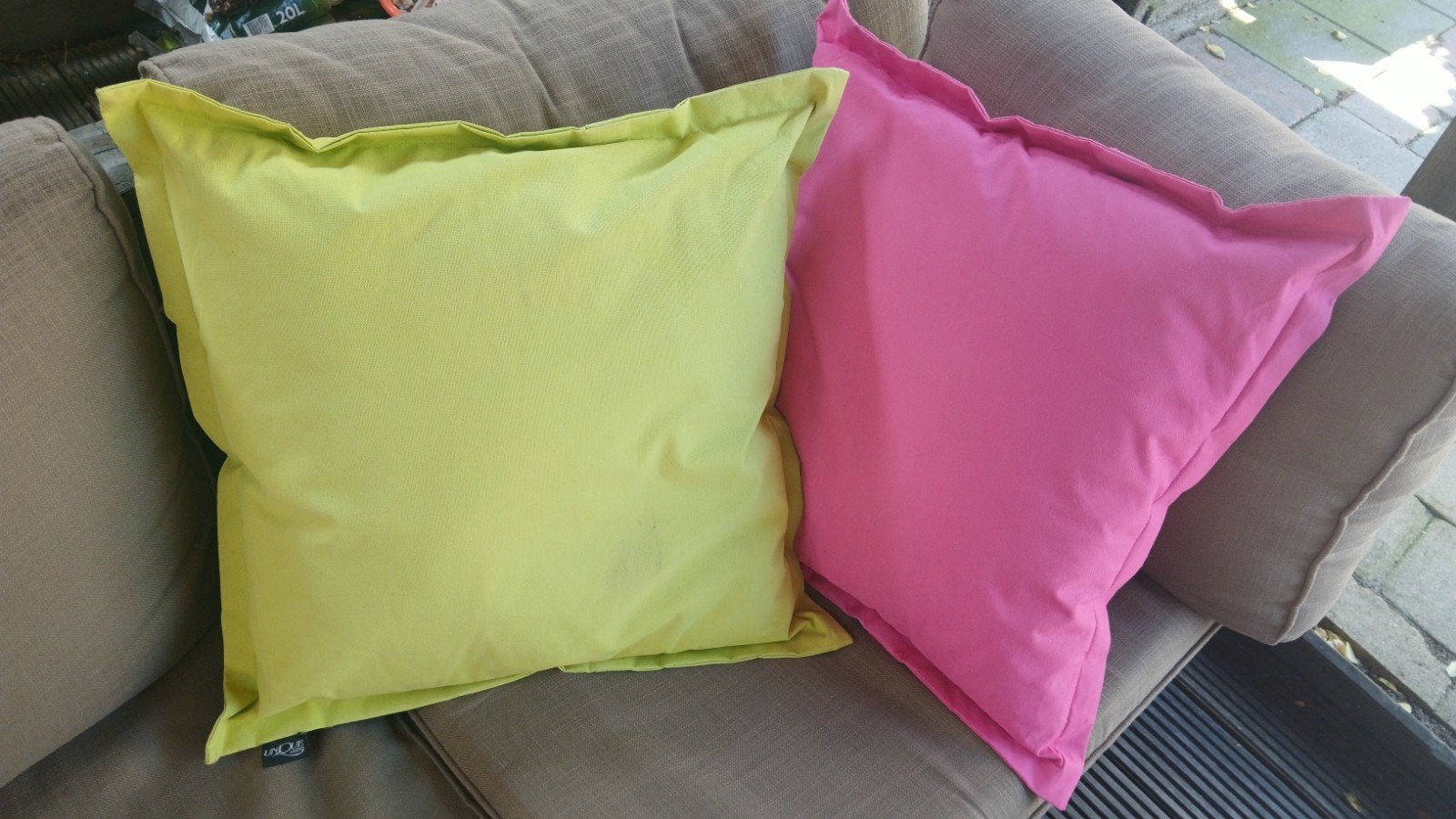 2 x sierkussens met afritsbare hoes 45x45 cm prijs 2 stuks!, Ophalen of Verzenden, Gebruikt, Vierkant