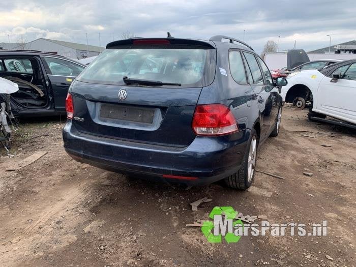 Dak van een Volkswagen Golf, Gebruikt, -, Volkswagen, -