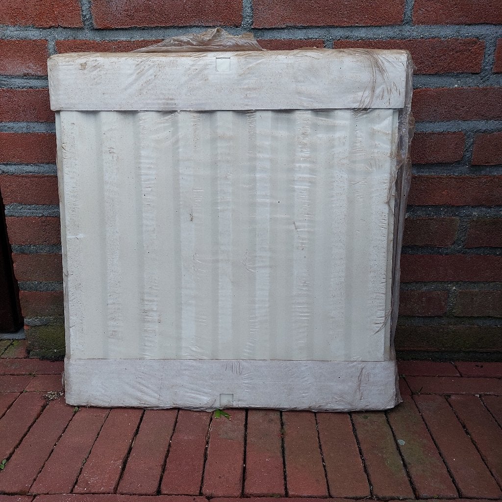 VEHA paneelradiator, NIEUW afmeting ca. 50 x 50 cm, Doe-het-zelf en Verbouw, 30 tot 80 cm, Radiator, Nieuw, Ophalen of Verzenden