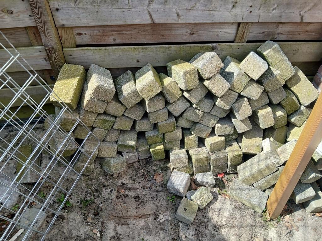 Gratis betonklinkers, Tuin en Terras, Ophalen