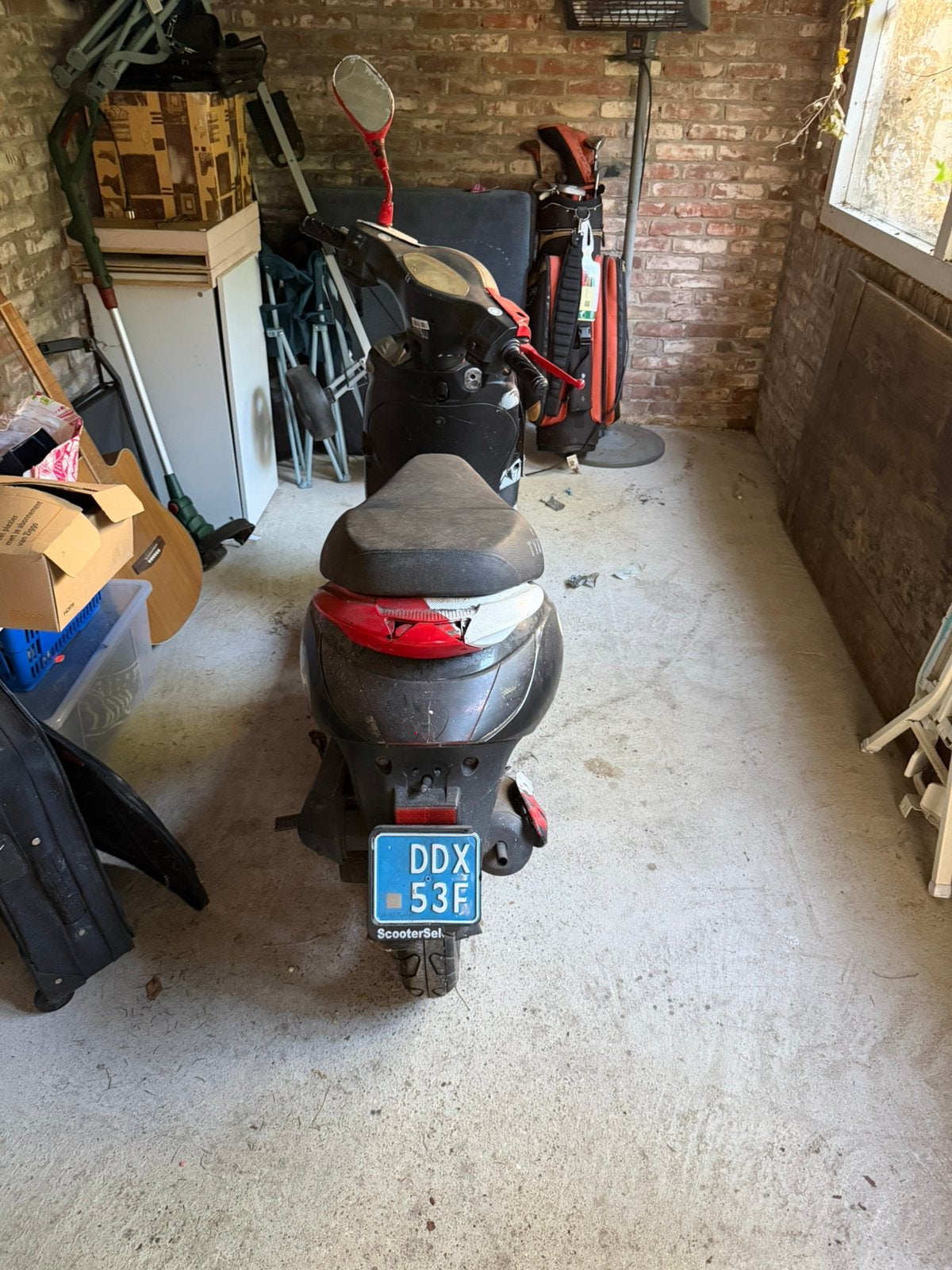 RIYA scooter, voor onderdelen (gloednieuwe voorband), Fietsen en Brommers, Ophalen of Verzenden, Gebruikt, Overige typen, Overige merken