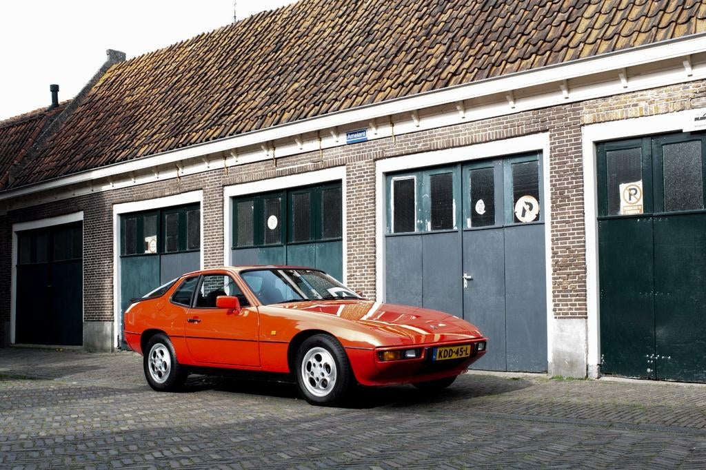 Gezocht: Droge stalling oldtimer Enkhuizen/Harlingen