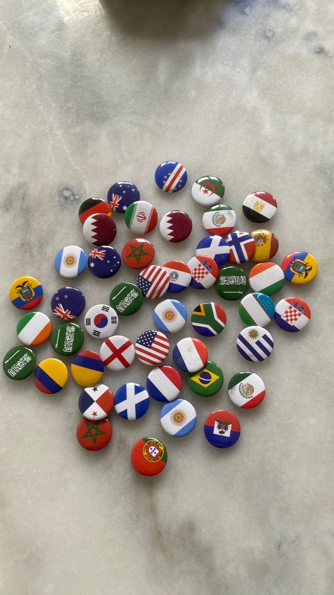 Wk buttons (10 euro per button), Ophalen, Zo goed als nieuw, Kraal
