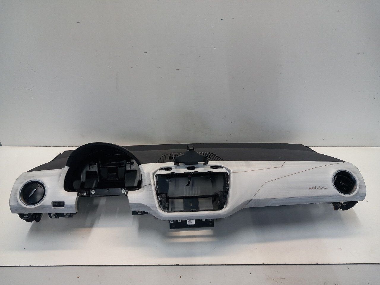 Dashboard Seat Mii, Onderdelen@venauto.nl, Van der Ven Autorecycling B.V., Gebruikt, Ettenseweg 76, 4706 PB Roosendaal, The Netherlands