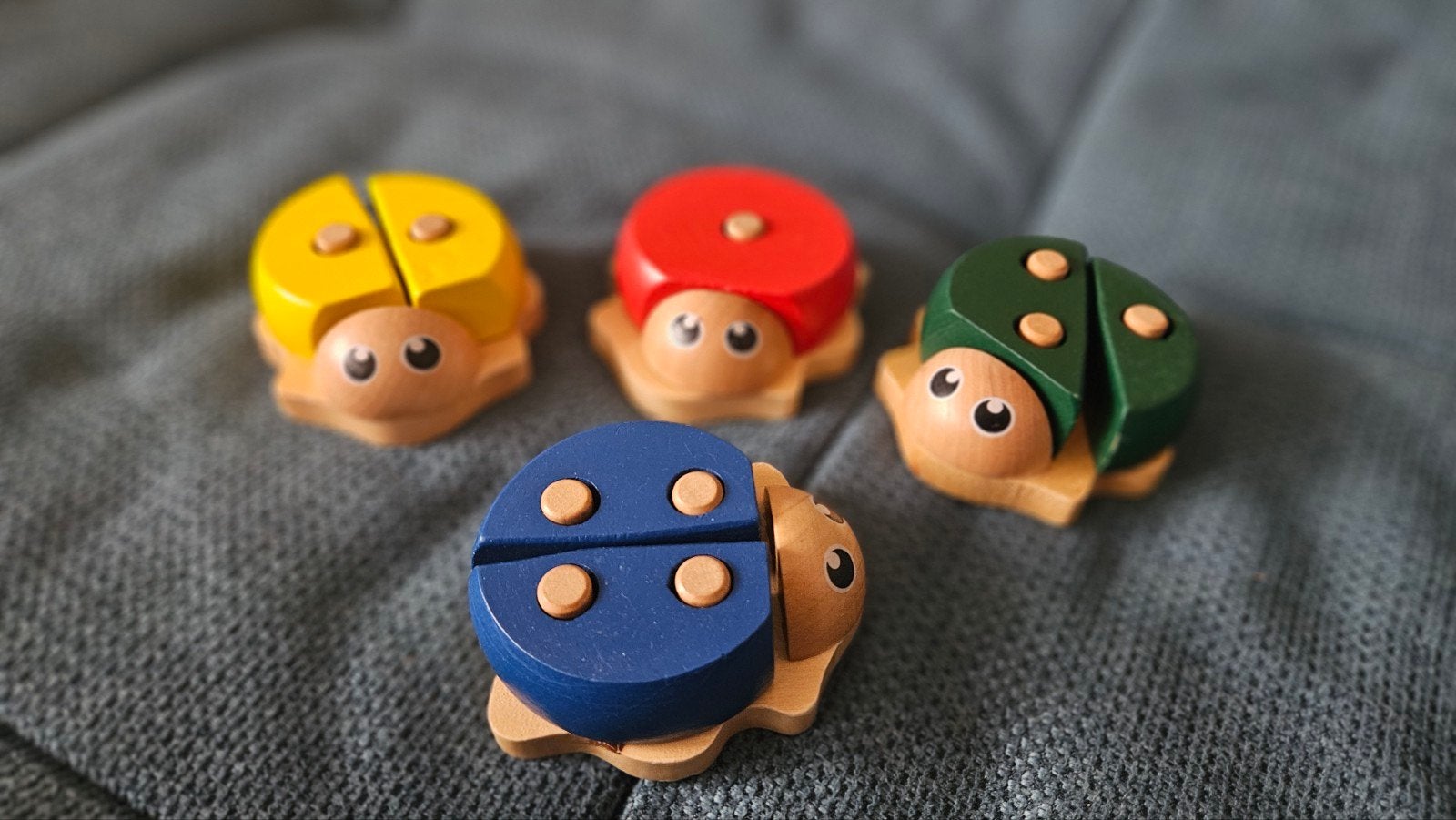 Houten lieveheersbeestjes sorteerspeelgoed, Ophalen, Zo goed als nieuw, Overige typen