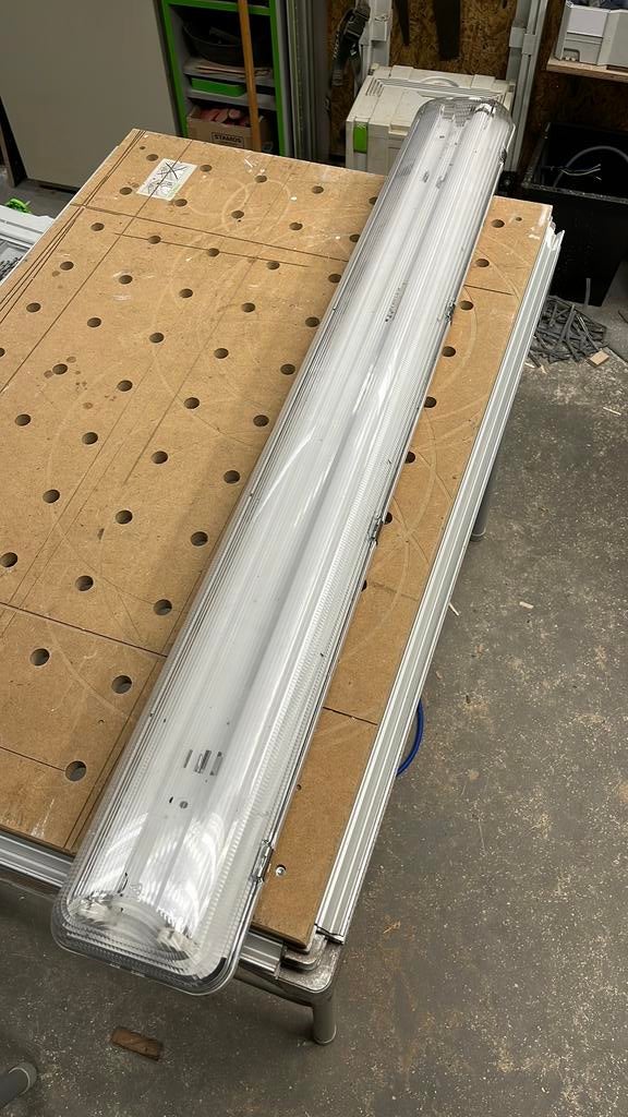 Spatwaterdichte TL-bak 2x36W, Doe-het-zelf en Verbouw, Bouwverlichting, Ophalen, Gebruikt, 50 tot 200 watt, Lamp met armatuur