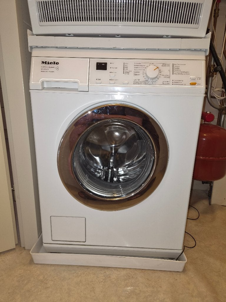 Miele W3203 SoftCare System wasmachine – Watercontrol-System, Ophalen, 4 tot 6 kg, Energieklasse A of zuiniger, Bovenlader