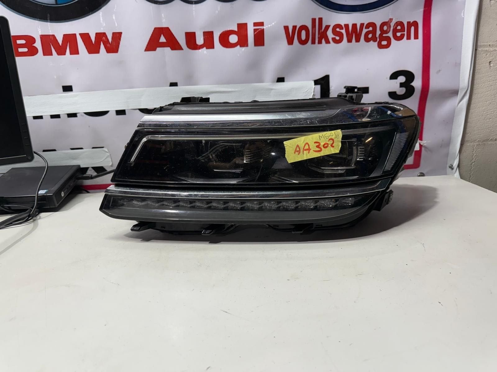 Volkswagen Tiguan Koplamp, Auto-onderdelen, Gebruikt, -, -, Ophalen of Verzenden