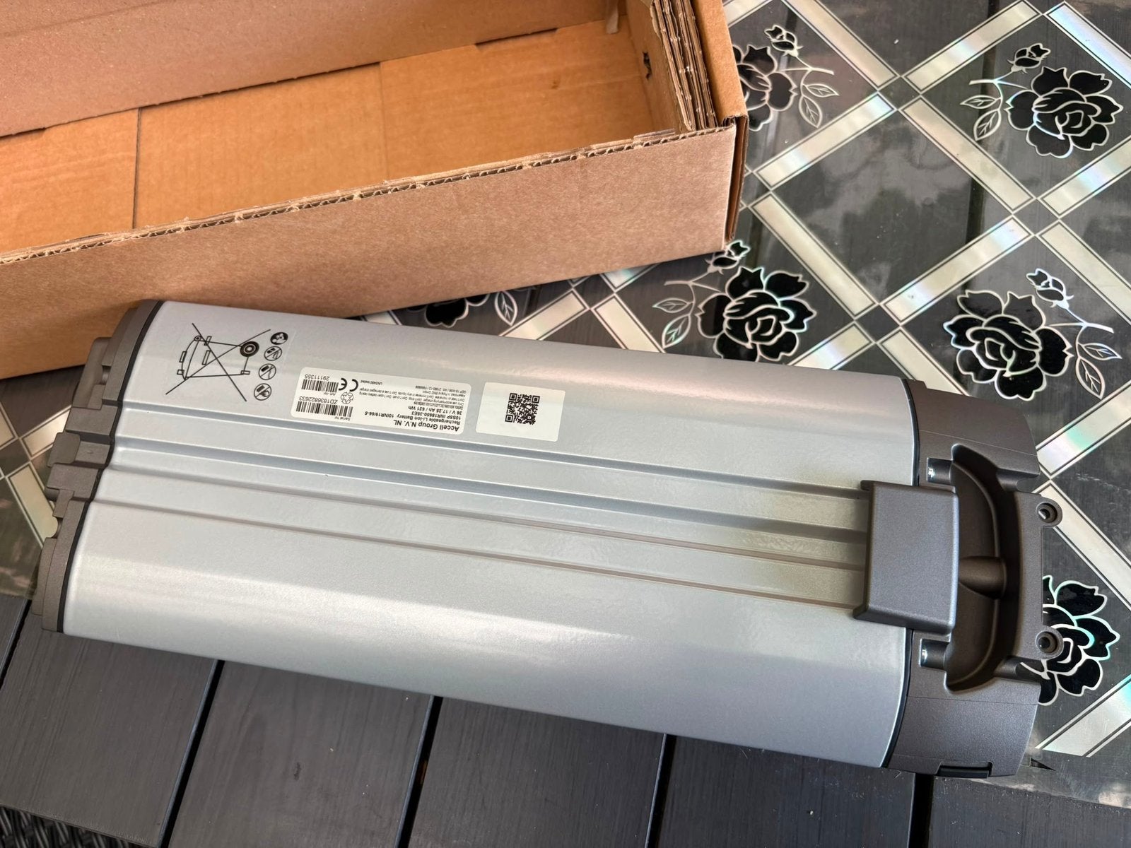 Nieuwe  sparta ION 600 Series Accu (612 Wh ), Ophalen, Zo goed als nieuw, Minder dan 50 watt