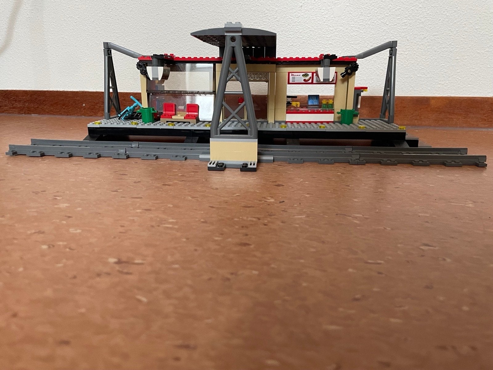 LEGO City Treinstation 60050 - Compleet (zonder doos), Kinderen en Baby's, Speelgoed | Duplo en Lego, City, Lego, Ophalen of Verzenden