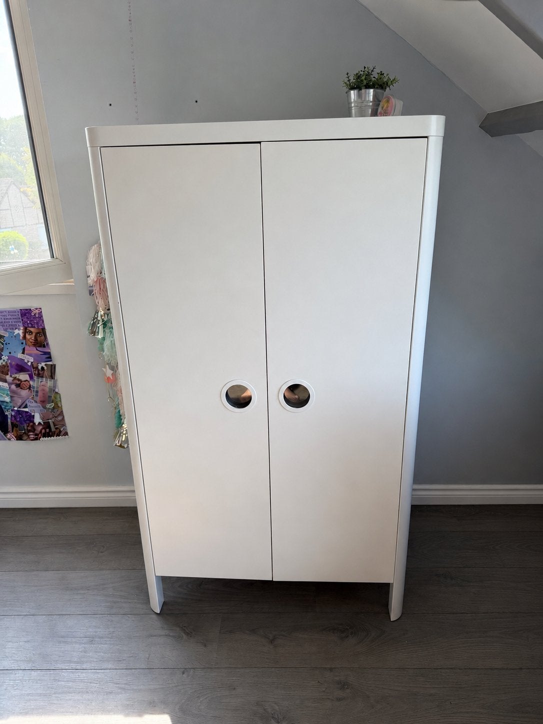 Witte IKEA BUSUNGE kledingkast in nette staat!, Ophalen, Gebruikt, 100 tot 150 cm, 50 tot 100 cm