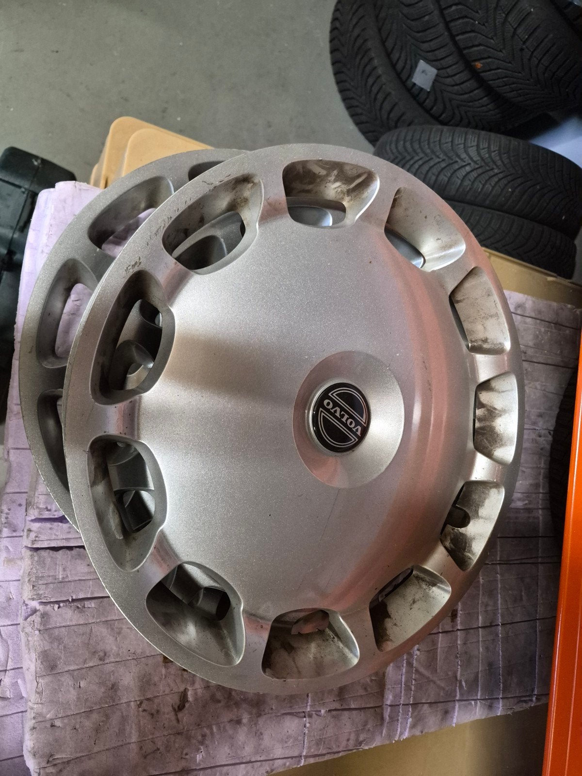 Volvo wieldoppen 16 inch, Auto diversen, Wieldoppen, Ophalen of Verzenden, Gebruikt