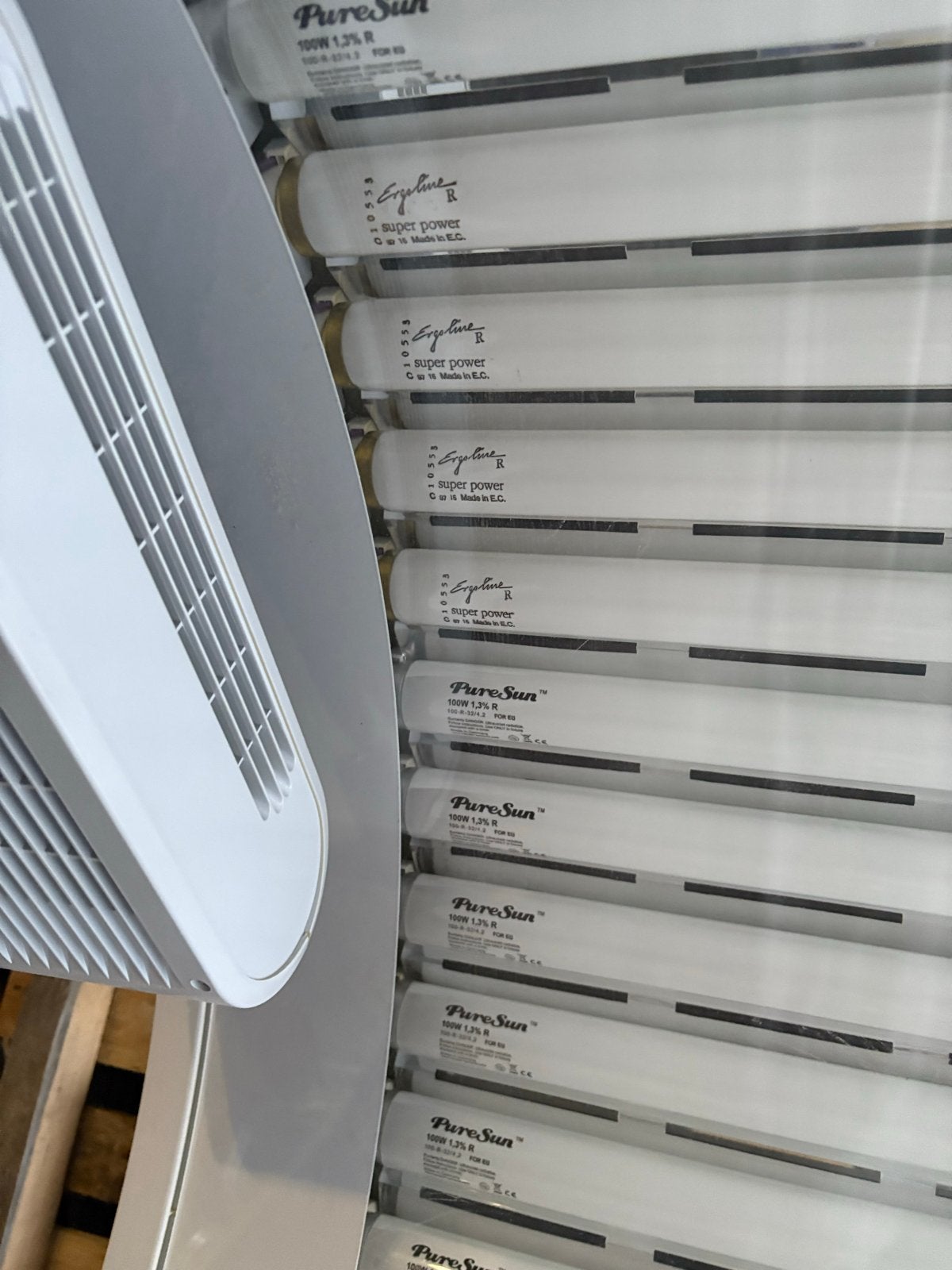 Ergoline Zonnebank met PureSun lampen, Ophalen of Verzenden, Gebruikt, Zonnebank dubbelzijdig, 15 lampen of meer
