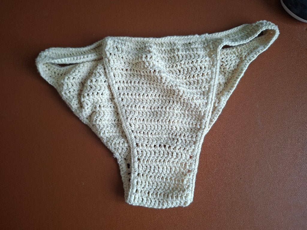 Gehaakte heren slip/zwemslip, Youngyuppy, Maat 52/54 (L), Zwart, Ophalen of Verzenden