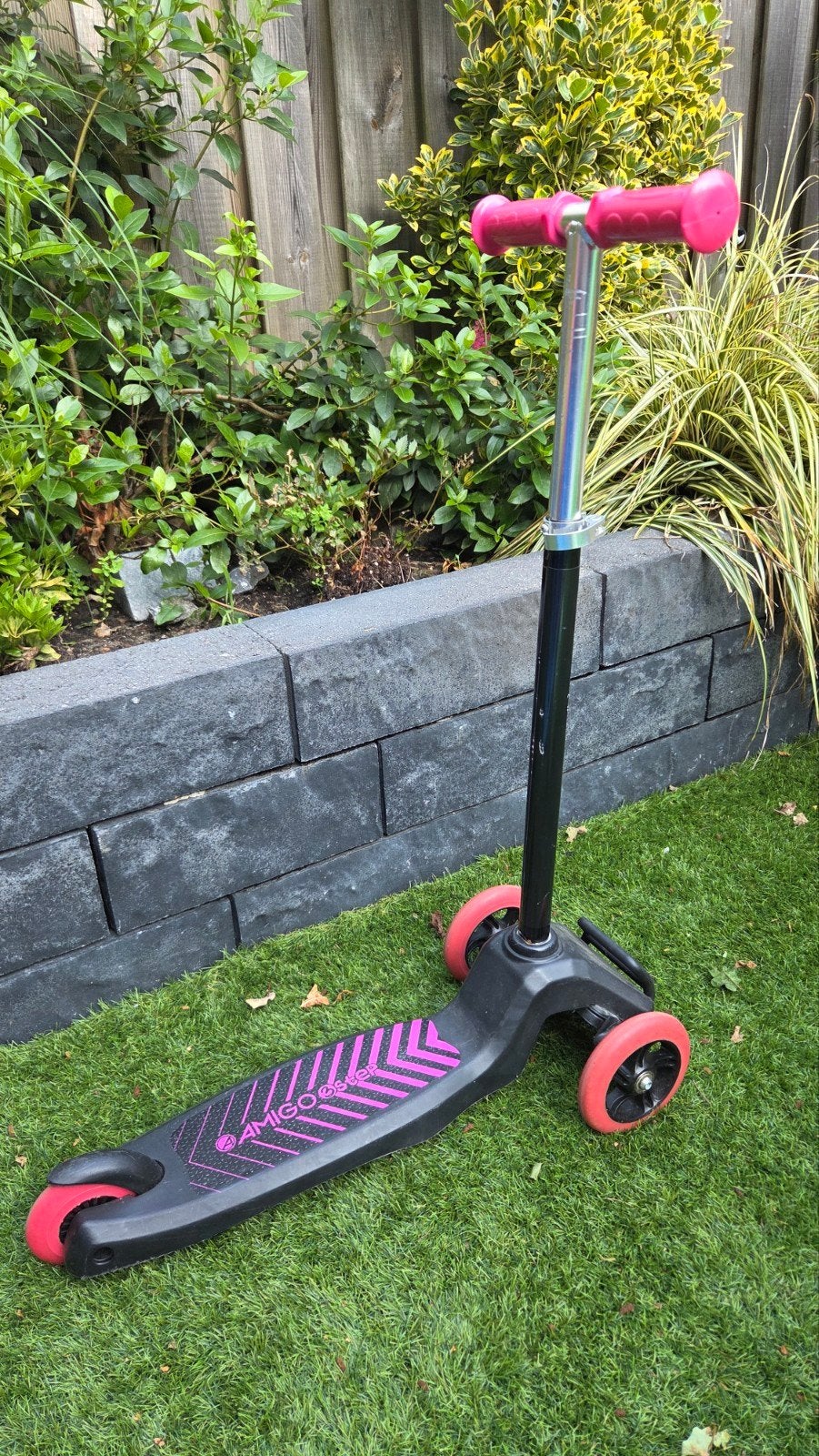 ZGAN mooie AMIGO step 3 wielen  - Zwart/Roze, Fietsen en Brommers, Steps, Ophalen, Zo goed als nieuw, Gewone step, AMIGO