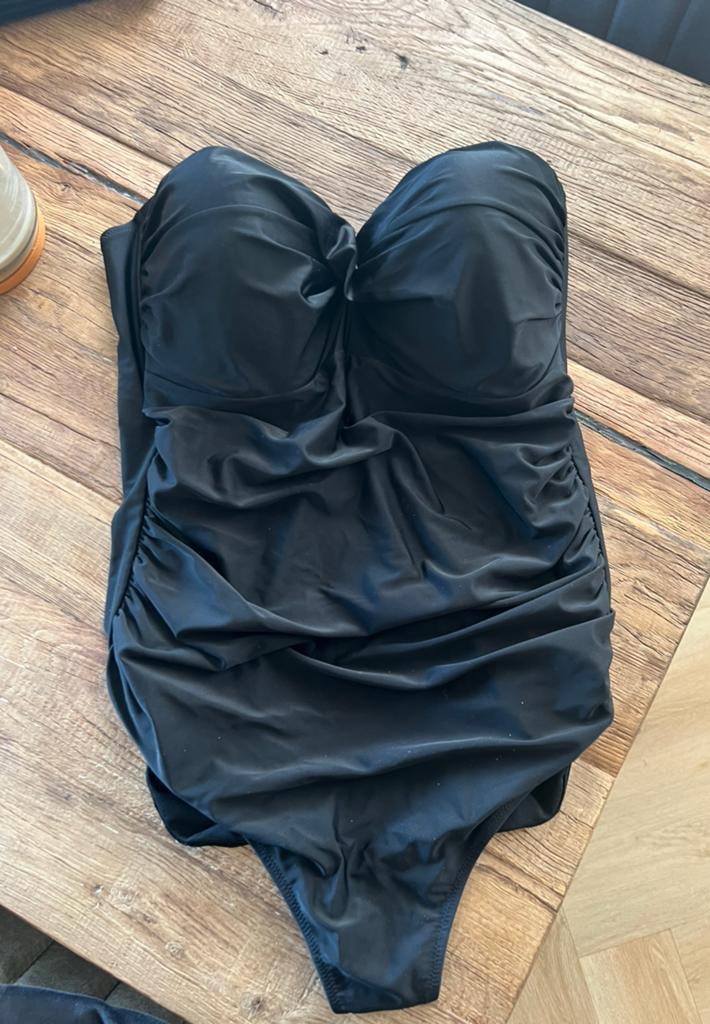 Beachwave * zwart corrigerend strapless badpak mt. 54 NIEUW, Ophalen of Verzenden, Nieuw, Zwart, Badpak