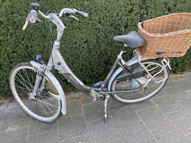 Sparta dames fiets Opknapper, Fietsen en Brommers, Ophalen, Gebruikt, Sparta, Versnellingen