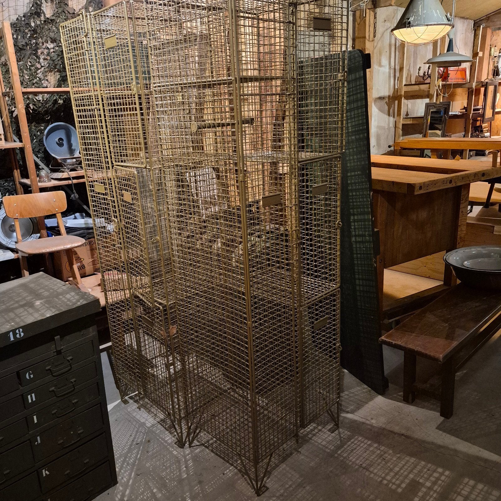 GAVE oude kledingkasten, lockerkasten, Antiek en Kunst, Curiosa en Brocante, Ophalen