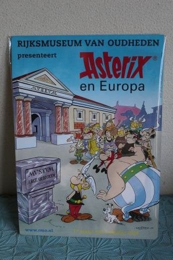 Folder Asterix uit 2000, Ophalen of Verzenden, Asterix en Obelix, Zo goed als nieuw, Plaatje, Poster of Sticker