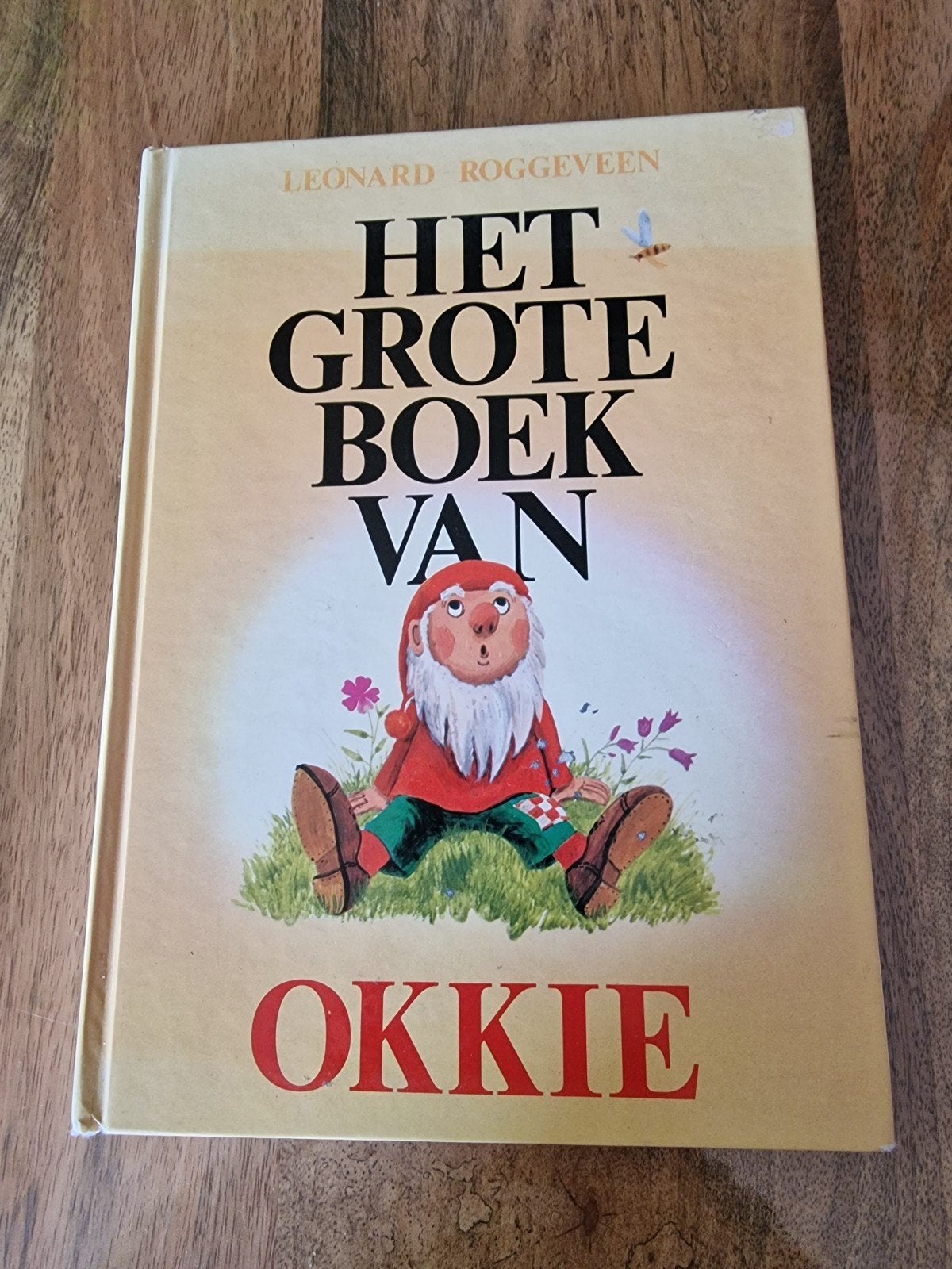 Het Grote Boek van Okkie - Leonard Roggeveen, Boeken, Ophalen of Verzenden, Gelezen, Leonard Roggeveen, Sprookjes