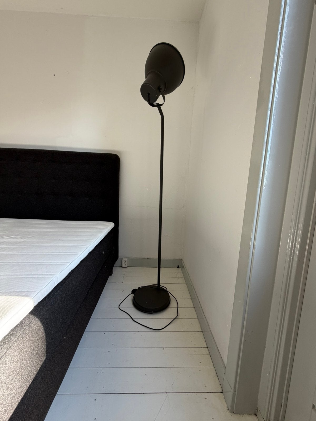 Vloerlamp antraciet metaal, Huis en Inrichting, Ophalen, 200 cm of meer, E27 (groot), Zo goed als nieuw