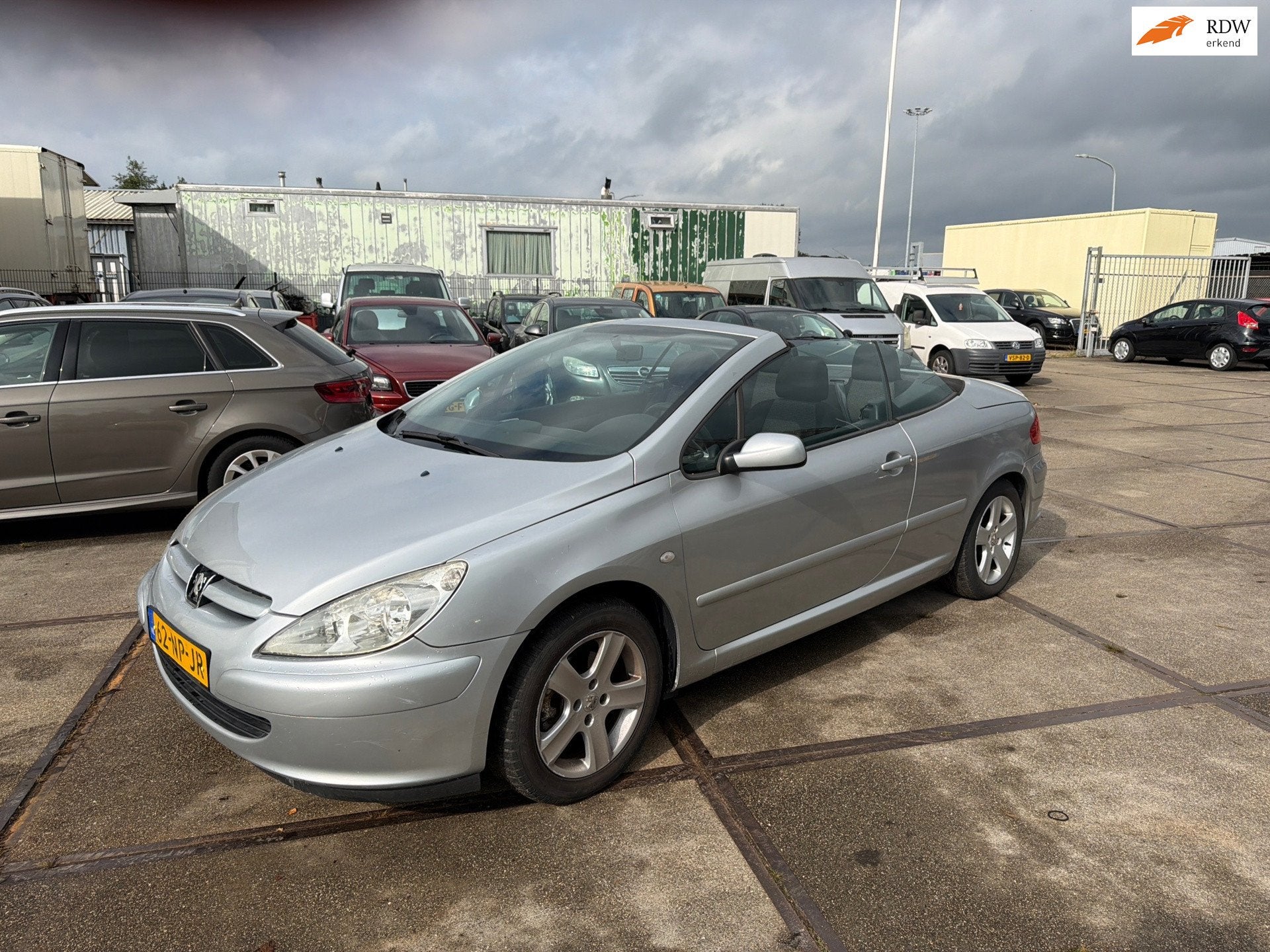 Peugeot 307 CC 2.0-16V Inruil mogelijk, Voorwielaandrijving, Gebruikt, 4 cilinders, Cabriolet