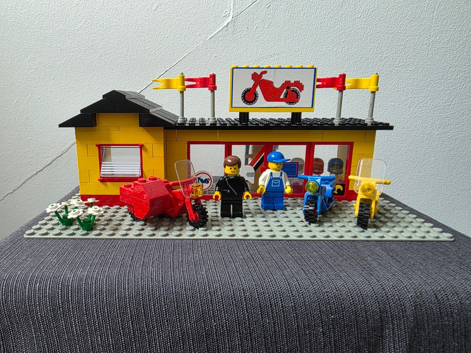Lego Legoland 6373 Motorwerkplaats met motoren en figuren, Gebruikt, Lego, Ophalen of Verzenden, Complete set