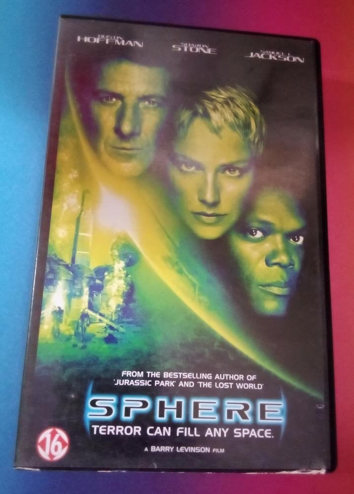 VHS - Sphere - Koopvideo, Nederlands ondertiteld, Engels, Vanaf 16 jaar, Verzenden