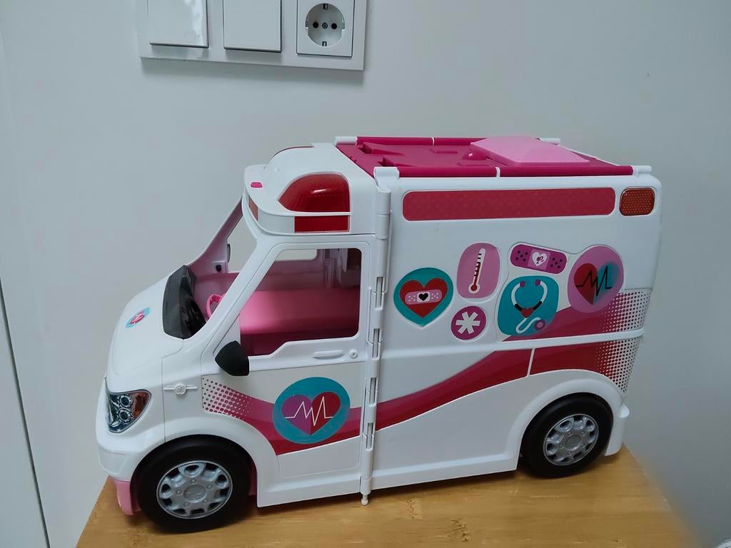 Barbie Ambulance, Ophalen