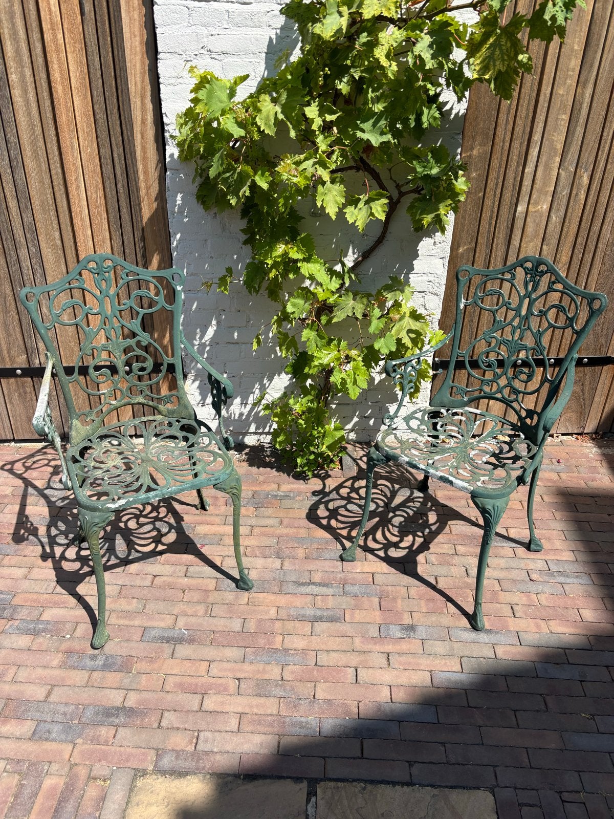 Set van 2 vintage gietijzeren tuinstoelen, Ophalen, Gebruikt, Metaal