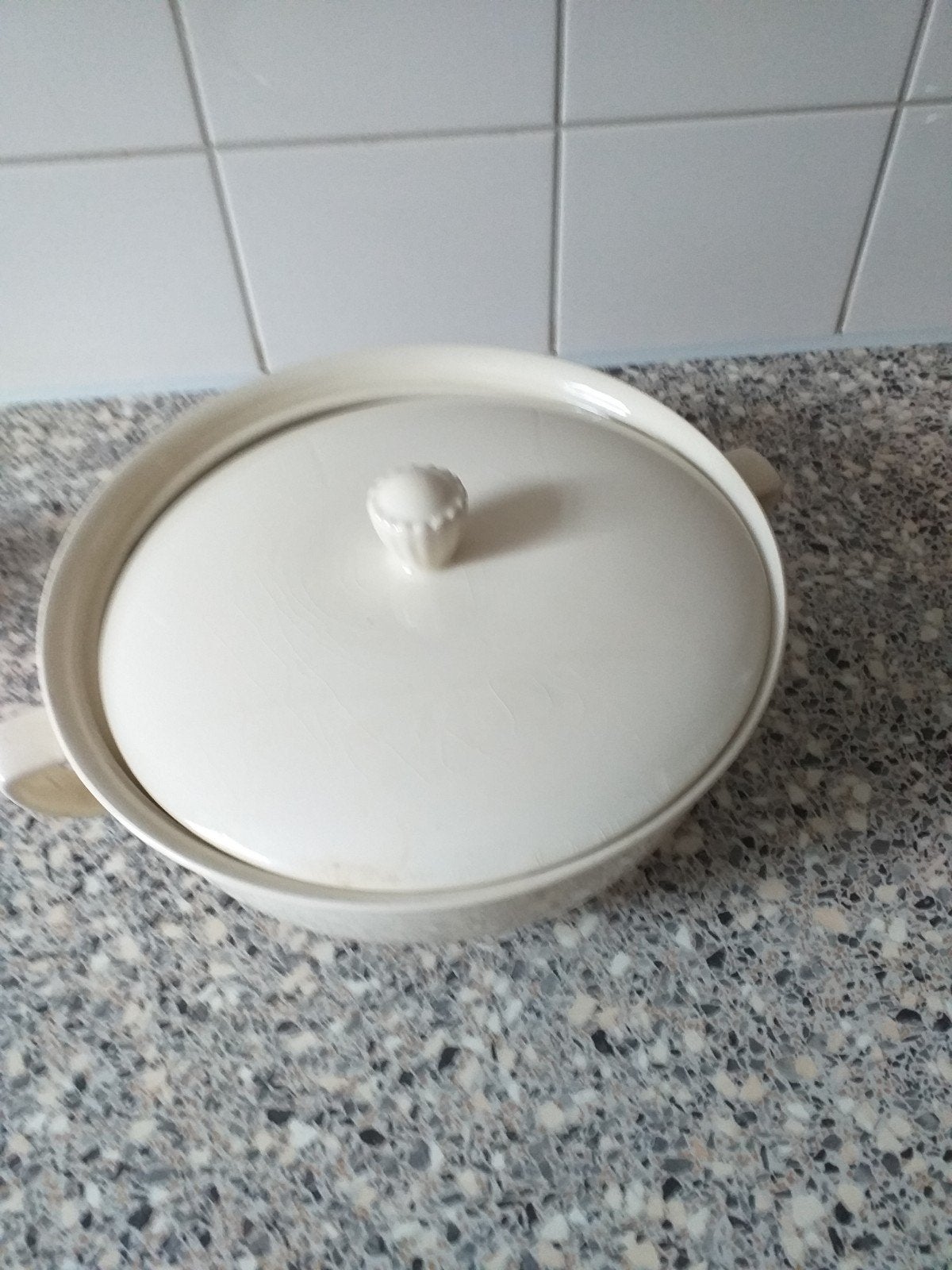 verschillende schalen eierdopjes  juskommen, Ophalen