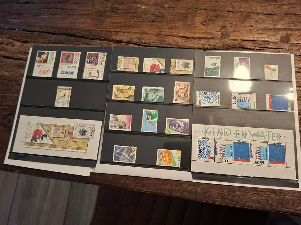 Jaarcollecties postzegels, Ophalen of Verzenden