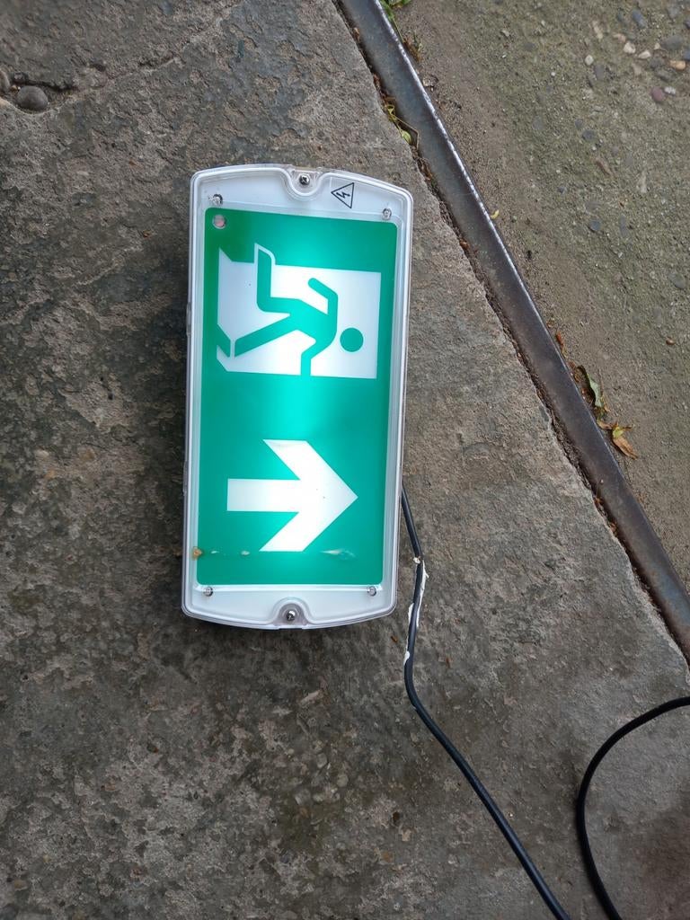 Bord nooduitgang, Ophalen of Verzenden, Zo goed als nieuw