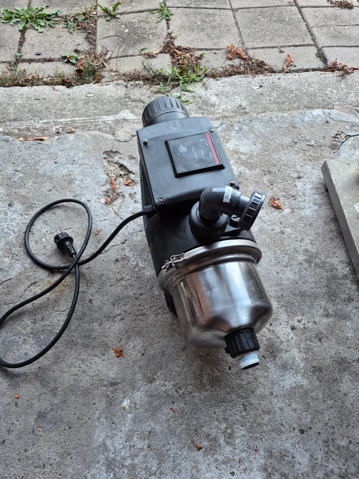 Grundfos MQ3-45B Pomp - Zo goed als nieuw, Tuin en Terras, Waterpompen, Ophalen, Zo goed als nieuw, Elektrisch, Overige typen