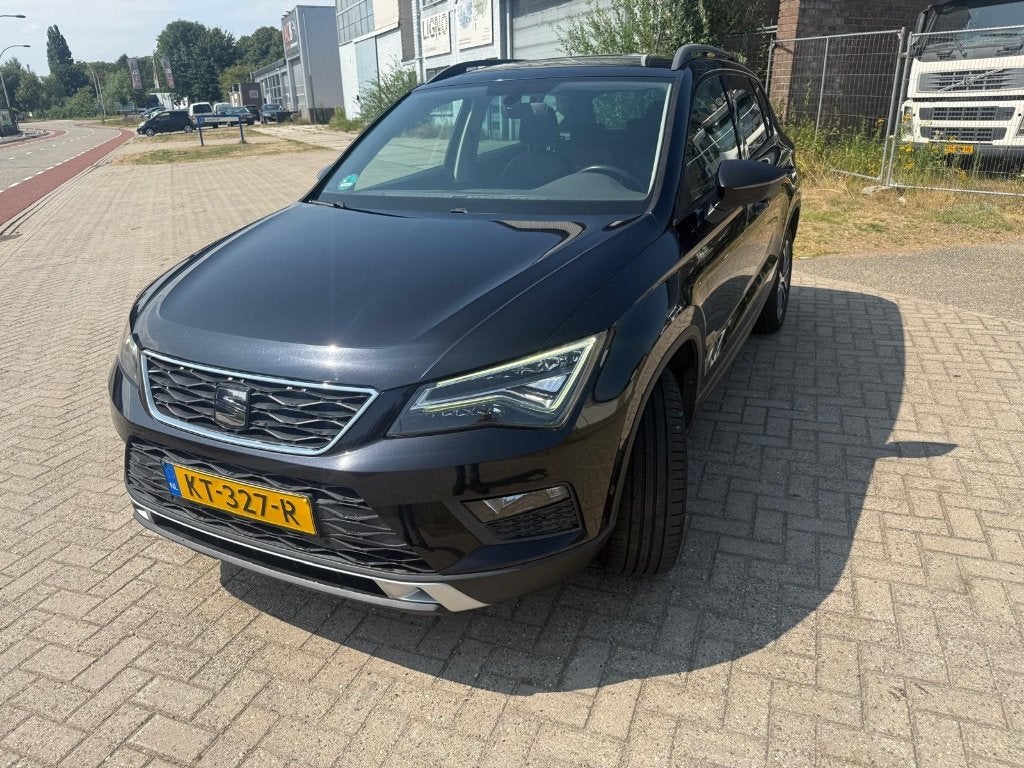 Seat Ateca 1.4 Ecotsi 150pk Dsg-7 2017 Zwart, Auto's, Seat, Particulier, Ateca, ABS, Achteruitrijcamera, Airbags, Airconditioning