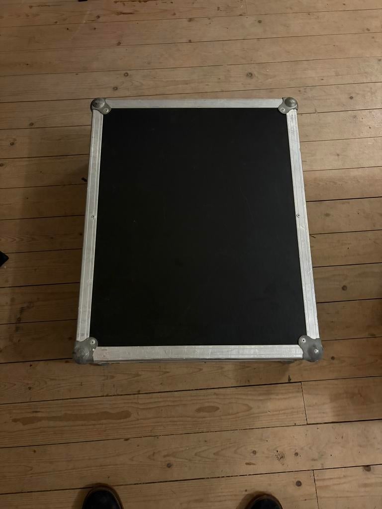 Professionele 19” flightcase 14HE, Verzenden, Zo goed als nieuw, Overige instrumenten, Flightcase