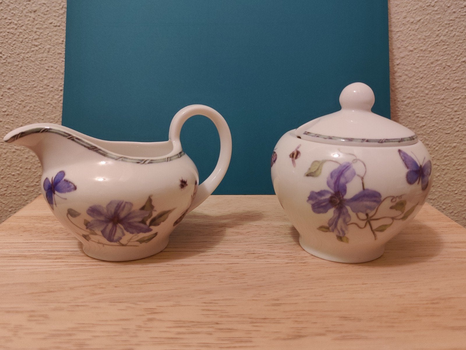Prachtig roomstel van Janneke Brinkman, Fruit & Flowers, Verzenden, Zo goed als nieuw, Overige stijlen, Kop(pen) en/of Schotel(s)