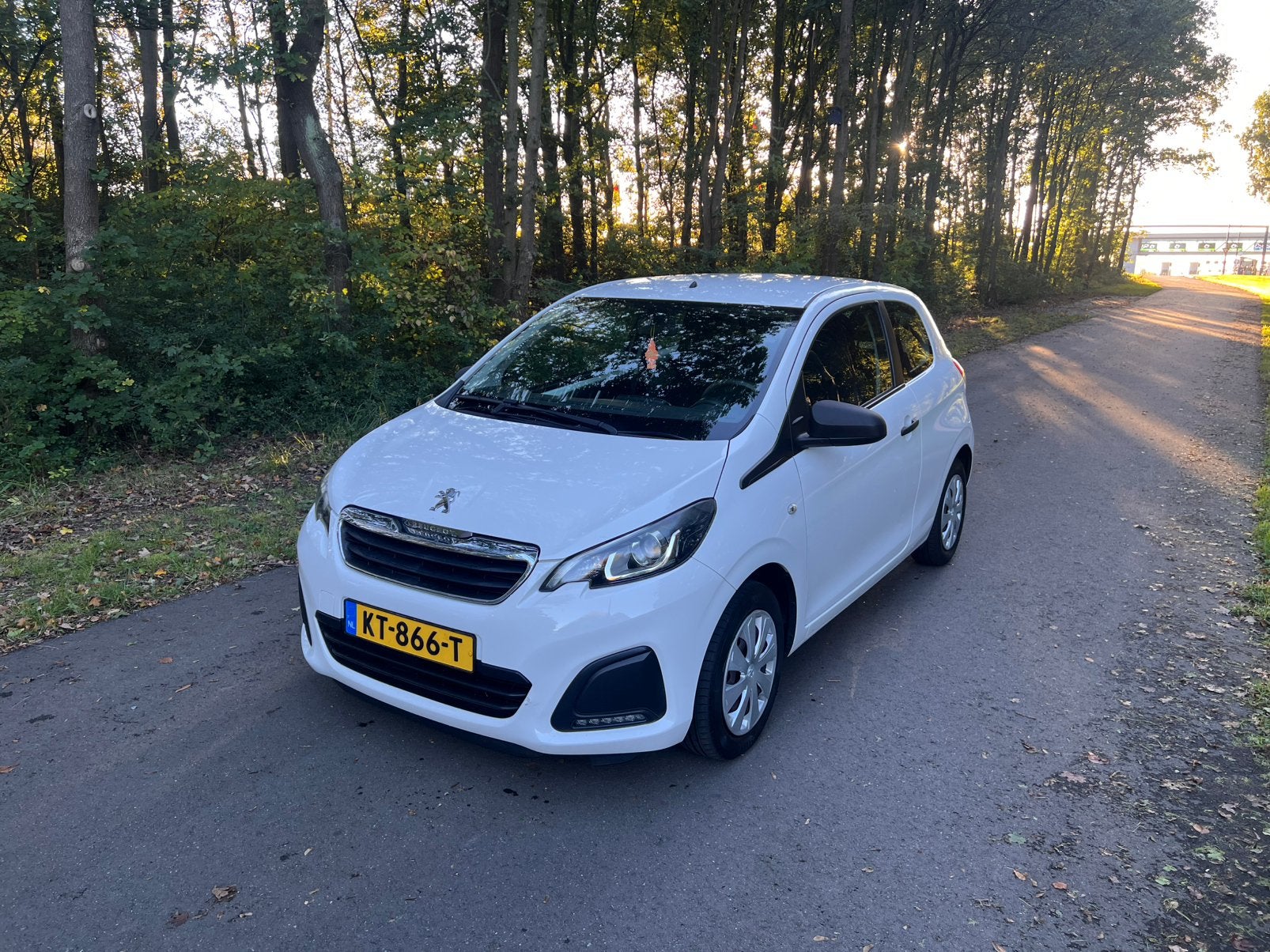 Peugeot 108 1.0 3DR 2016 Wit, Auto's, Voorwielaandrijving, 4 stoelen, Wit, Origineel Nederlands