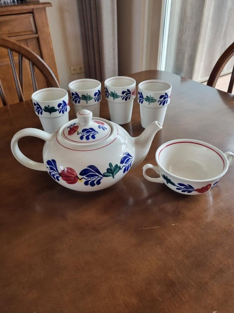 Boerenbont servies: theepot, soepkom en 4 mokken, Huis en Inrichting, Keuken | Servies, Ophalen